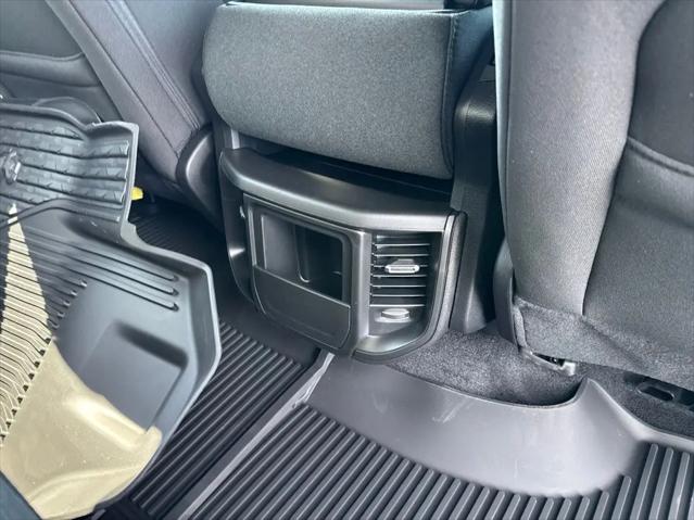 2026 Ram 1500 Warlock Crew Cab 4x4 5'7" Box
