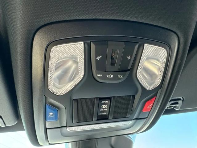 2026 Ram 1500 Warlock Crew Cab 4x4 5'7" Box