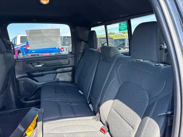 2026 Ram 1500 Warlock Crew Cab 4x4 5'7" Box