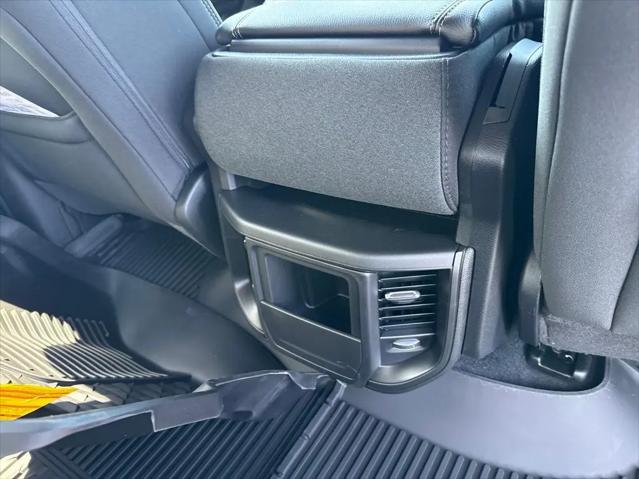 2026 Ram 1500 Warlock Crew Cab 4x4 5'7" Box