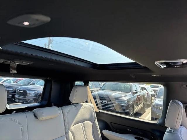 2026 Jeep Grand Wagoneer L Limited Reserve 4x4