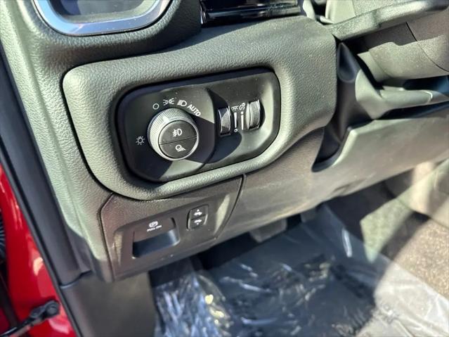 2026 Ram 1500 Laramie Crew Cab 4x4 5'7" Box