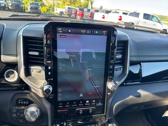 2026 Ram 1500 Laramie Crew Cab 4x4 5'7" Box