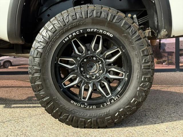 2022 Nissan Titan Crew Cab PRO-4X 4x4