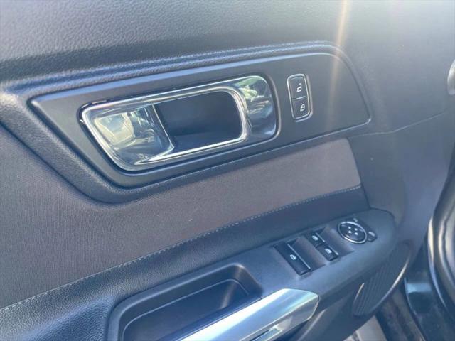 2017 Ford Mustang V6