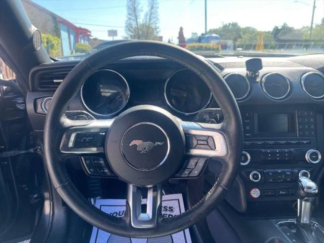 2017 Ford Mustang V6