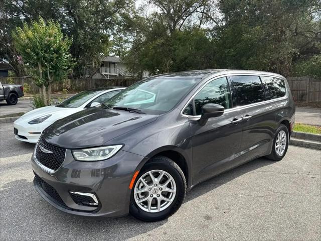 2023 Chrysler Pacifica Touring L for sale in Seffner, FL
