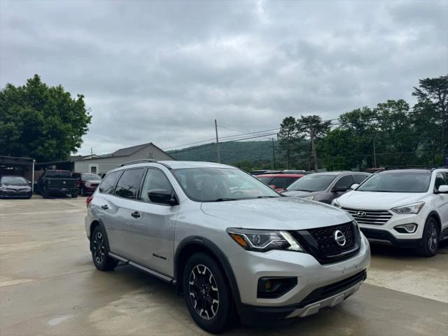 2019 Nissan Pathfinder SV