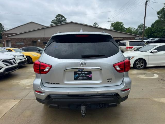 2019 Nissan Pathfinder SV