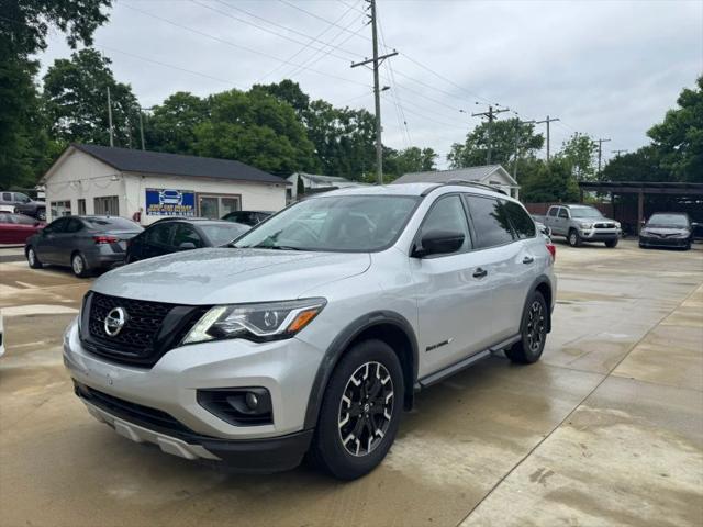 2019 Nissan Pathfinder SV