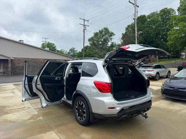 2019 Nissan Pathfinder SV