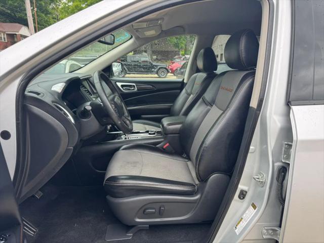 2019 Nissan Pathfinder SV