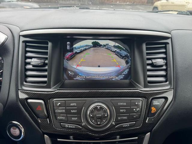 2019 Nissan Pathfinder SV