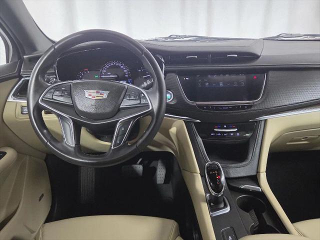 2017 Cadillac XT5 Standard