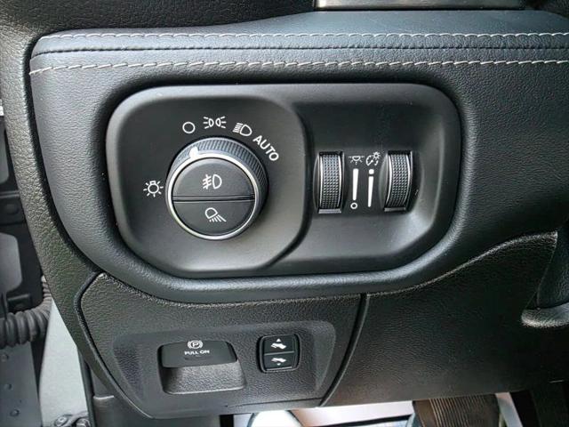 2019 Ram 1500 Limited Crew Cab 4x4 57 Box