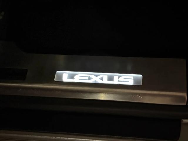 2019 Lexus LX 570 Three-Row