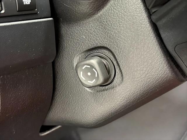 2019 Lexus LX 570 Three-Row