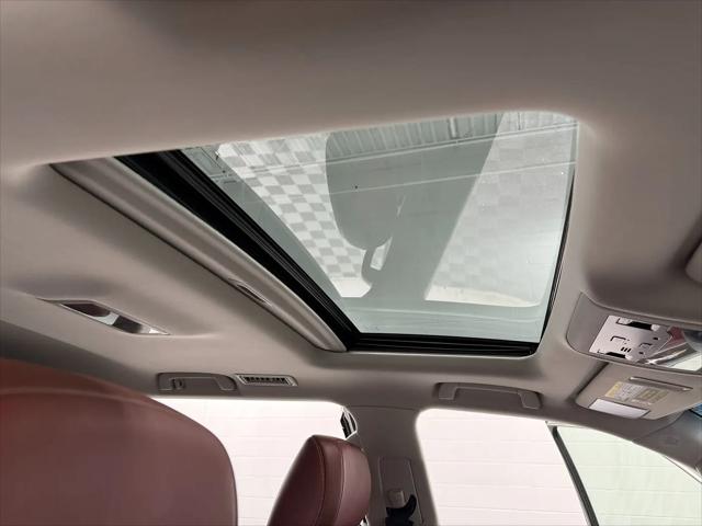 2019 Lexus LX 570 Three-Row