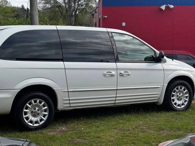 2001 Chrysler Town & Country LXi