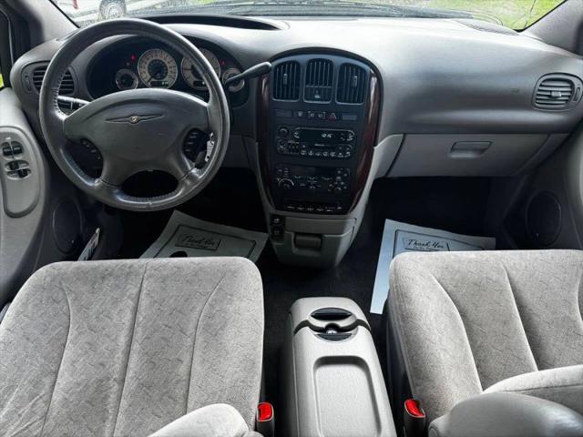 2001 Chrysler Town & Country LXi