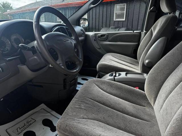 2001 Chrysler Town & Country LXi