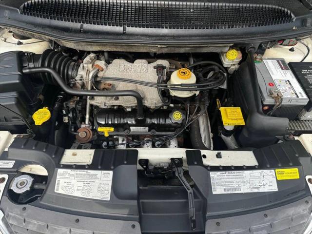 2001 Chrysler Town & Country LXi