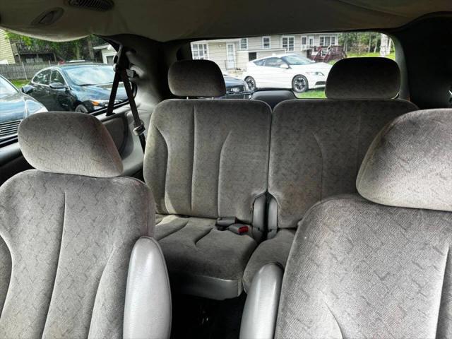 2001 Chrysler Town & Country LXi