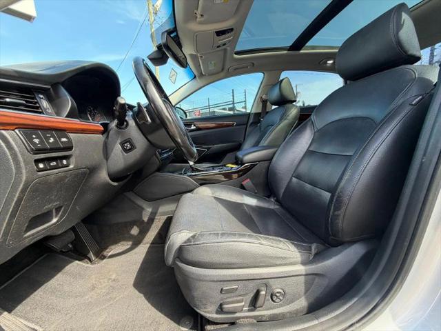 2017 Kia Cadenza Technology