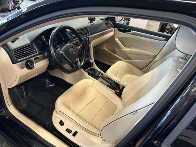 2018 Volkswagen Passat 2.0T SE