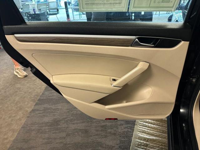 2018 Volkswagen Passat 2.0T SE