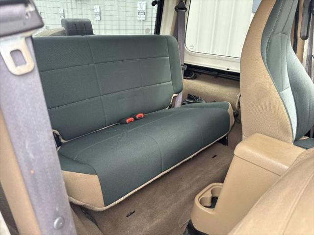 2002 Jeep Wrangler Sahara