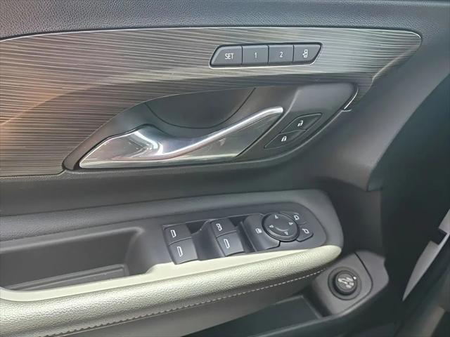 2023 GMC Terrain FWD SLT