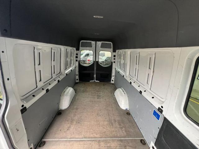2019 Mercedes-Benz Sprinter 2500 High Roof V6