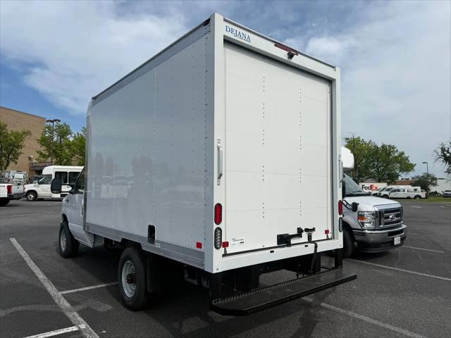 2027 Ford E-Series Cutaway E-350
