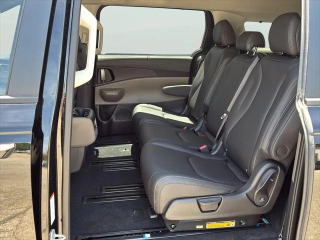 2026 Kia Carnival MPV EX