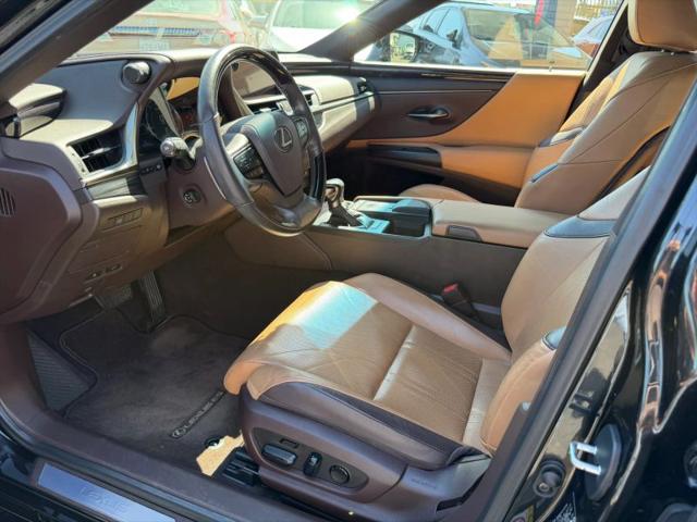 2019 Lexus ES 350 Luxury