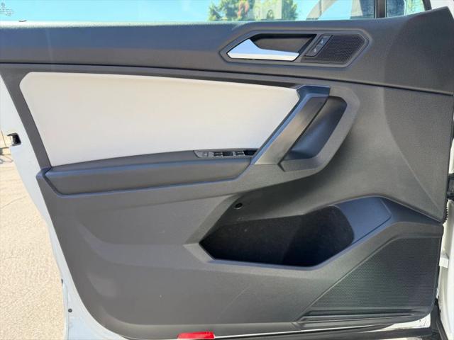 2021 Volkswagen Tiguan 2.0T SE R-Line Black