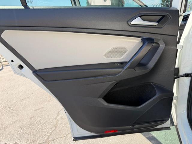 2021 Volkswagen Tiguan 2.0T SE R-Line Black