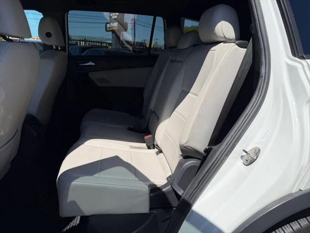 2021 Volkswagen Tiguan 2.0T SE R-Line Black