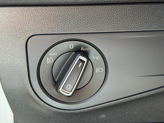 2021 Volkswagen Tiguan 2.0T SE R-Line Black