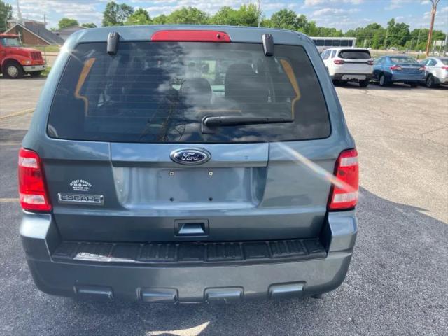 2010 Ford Escape XLS