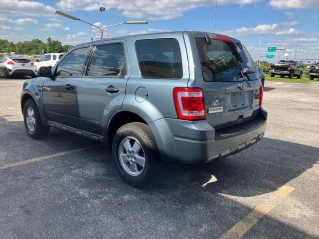 2010 Ford Escape XLS
