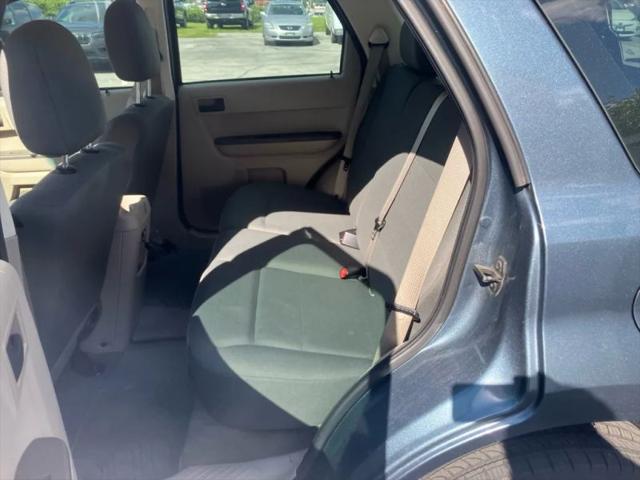 2010 Ford Escape XLS