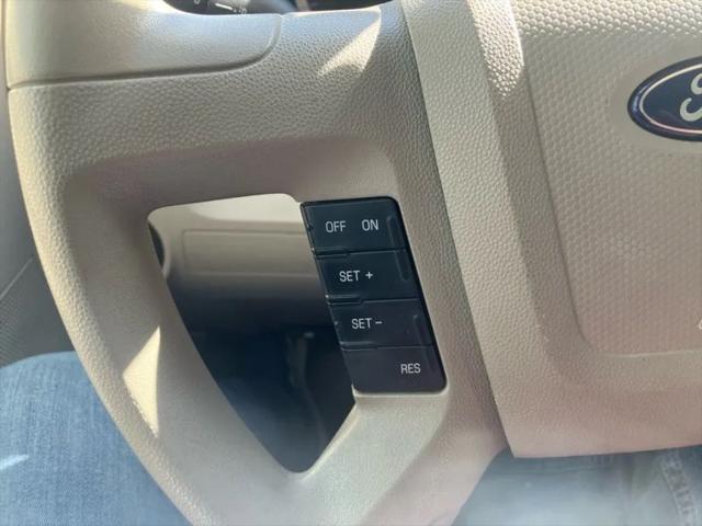 2010 Ford Escape XLS