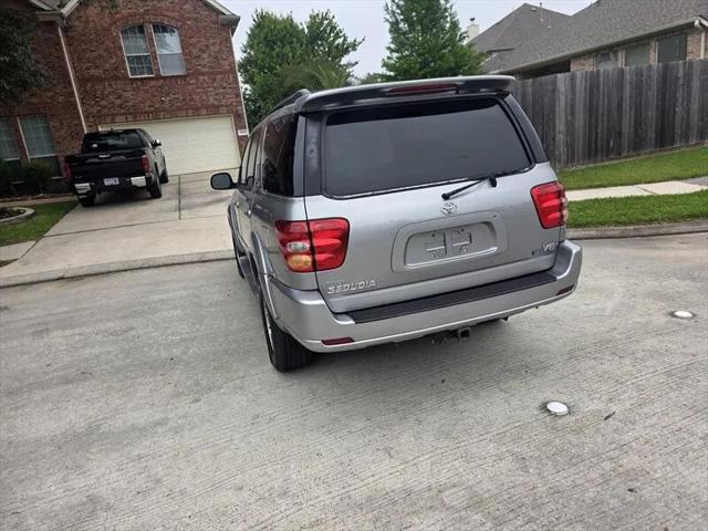 2004 Toyota Sequoia SR5 V8