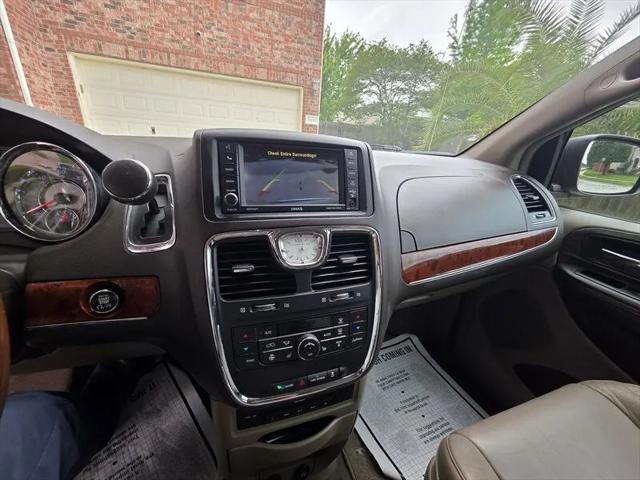2013 Chrysler Town & Country Limited