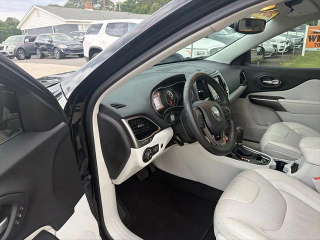 2019 Jeep Cherokee Limited FWD