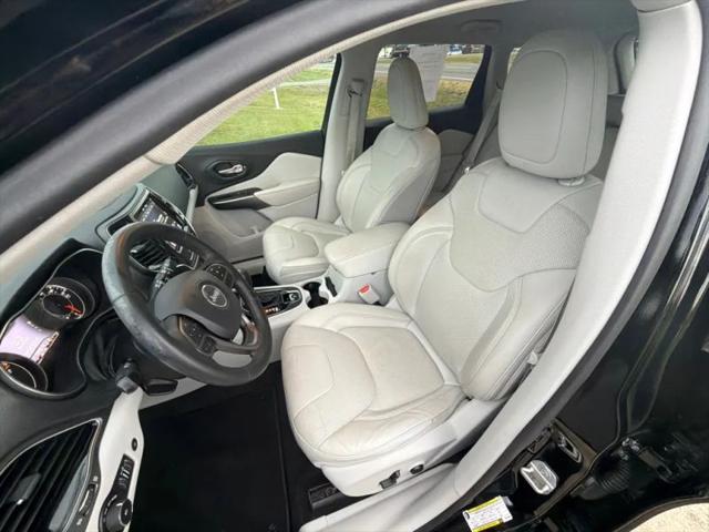 2019 Jeep Cherokee Limited FWD