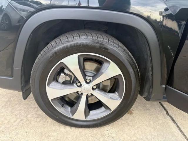 2019 Jeep Cherokee Limited FWD