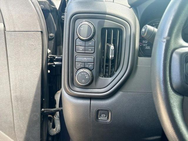 2022 Chevrolet Silverado 1500 4WD Crew Cab Short Bed Custom Trail Boss